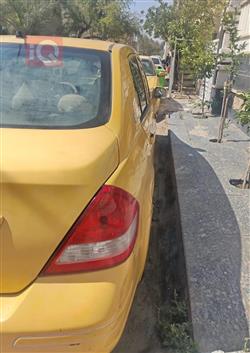 نيسان فيرسا
